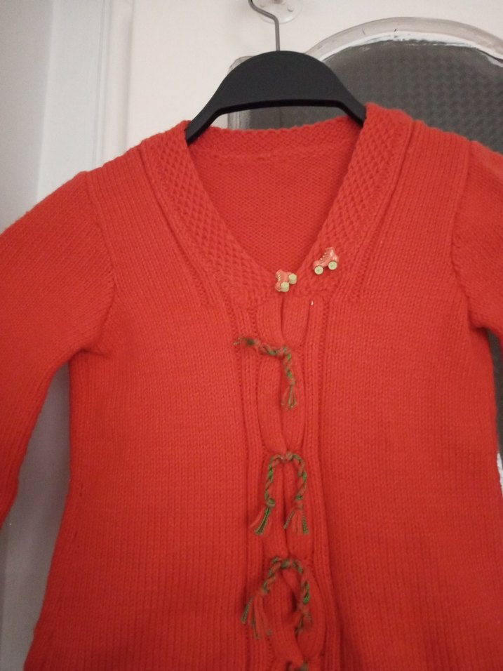 Kız Çocuk Kırmızı Bohem Düğmeli Hırka - Görsel 3