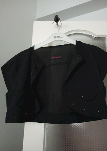 Kızlar için Siyah Düğmeli Kolsuz Bolero - Görsel 3