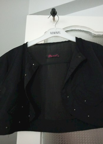 Kızlar için Siyah Düğmeli Kolsuz Bolero - Görsel 4