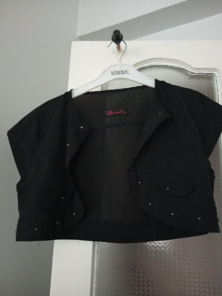 Kızlar için Siyah Düğmeli Kolsuz Bolero - Görsel 3