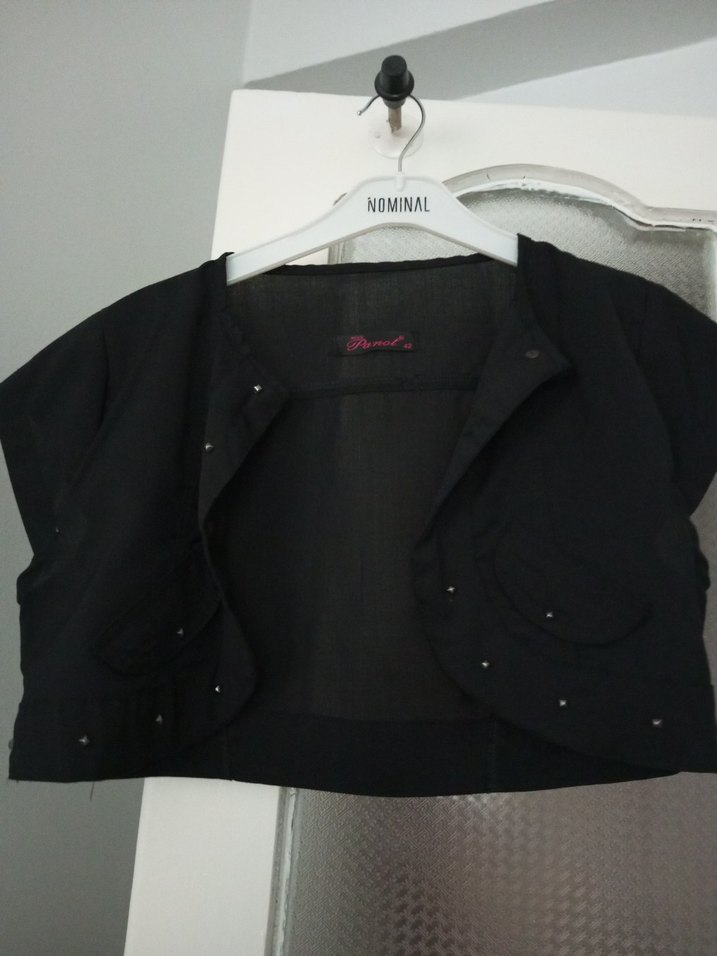 Kızlar için Siyah Düğmeli Kolsuz Bolero - Görsel 2