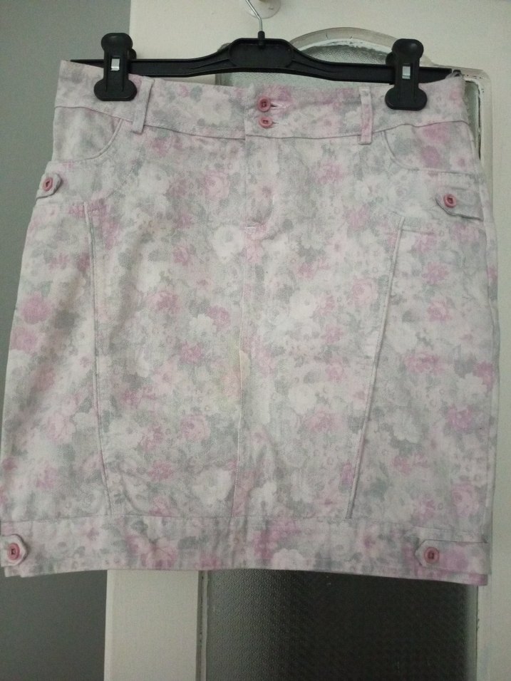 Düğmeli Pembe Batik Desen Mini Etek - Görsel 2