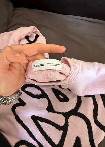 Bershka Pastel Pembe Siyah Desenli Triko Kazak