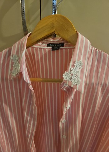 Boohoo marka Pembe Çizgili Pamuklu Uzun Kollu Gömlek - Görsel 2