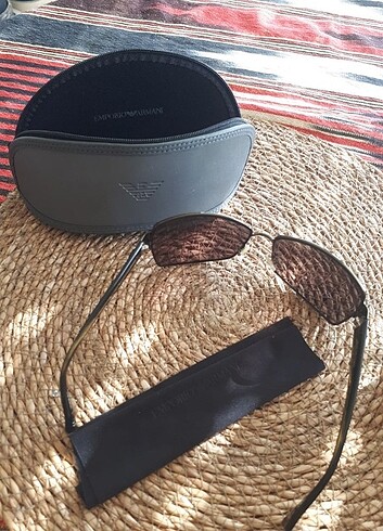  Beden Armani unisex