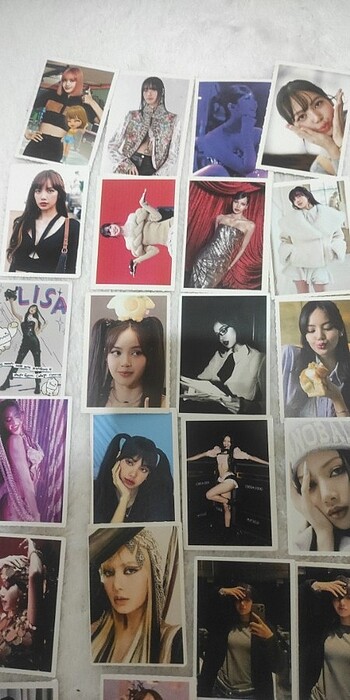  Beden Lisa kart kpop