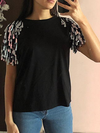 m Beden siyah Renk Twist kolları pul detaylı tshirt