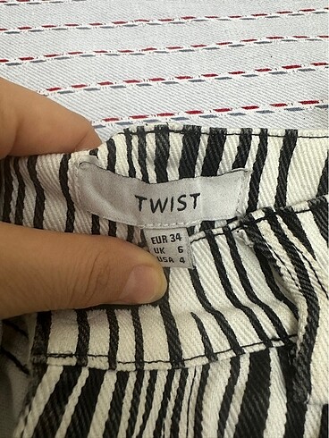 Twist Mom jean