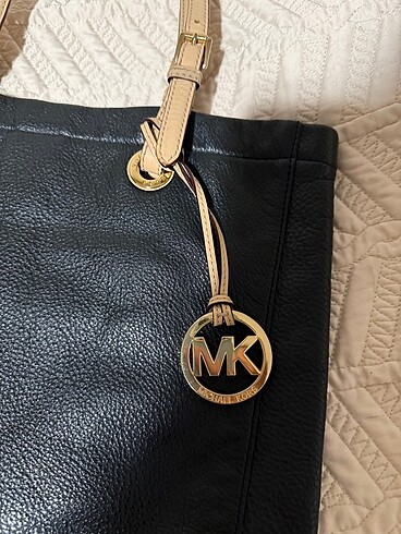 Beden Michael kors siyah çanta