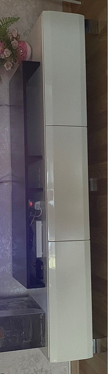 TV ÜNİTESİ
