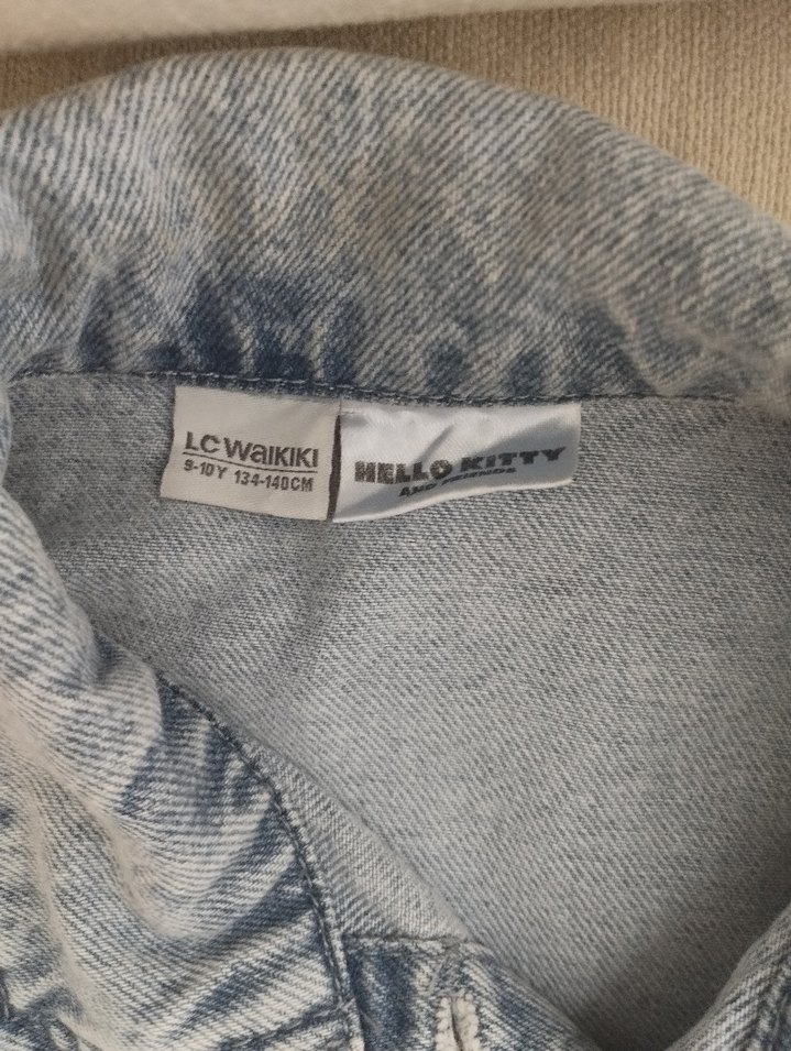 kuramı hello kitty kot ceket LC waikiki - Görsel 3