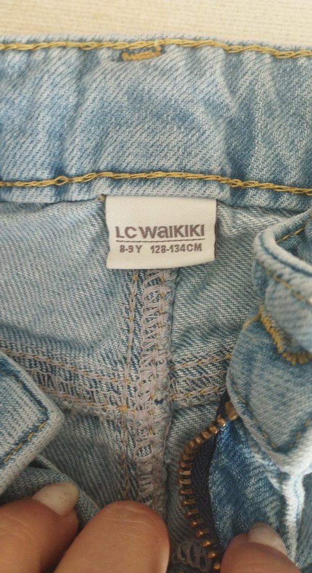 Düğmeli Kız Kot Şort - Görsel 3