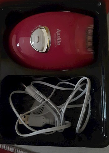 Aprilla Kırmızı Renkli Epilatör - Görsel 4