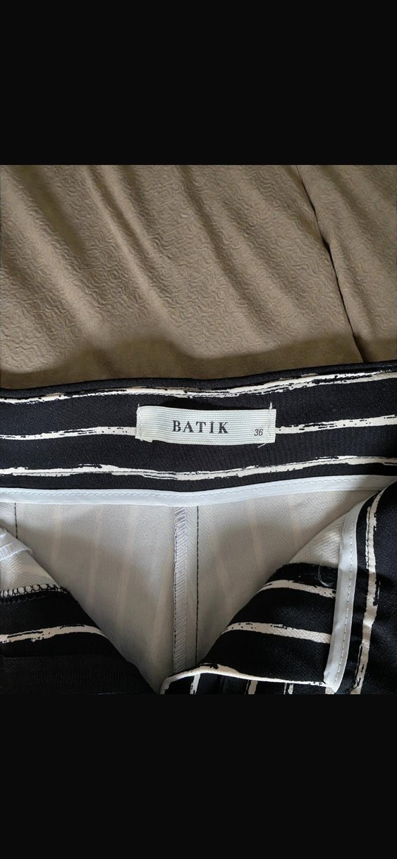 Kadın Gri Çizgili Kemerli Kumaş Pantolon - Görsel 4