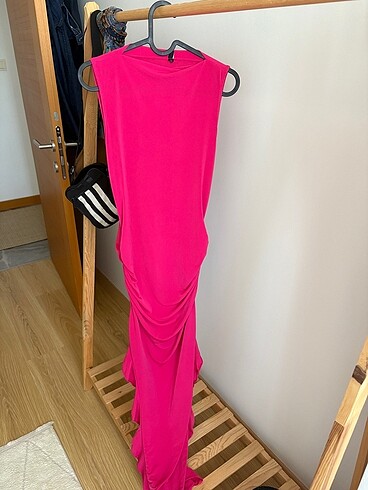 m Beden pembe Renk Pembe midi boy elbise