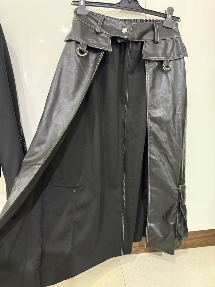 Siyah Deri Kemerli Uzun Etek - Görsel 5