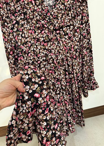 Çiçek Desenli Uzun Kollu Midi Elbise - Görsel 2