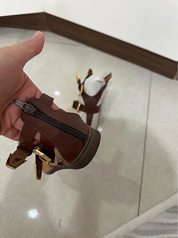 37 Beden İnci sandalet