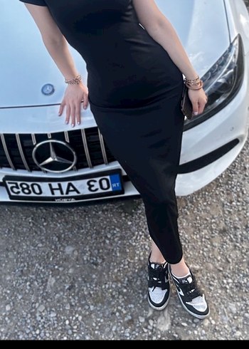 Kadın Siyah Strappy Midi Elbise