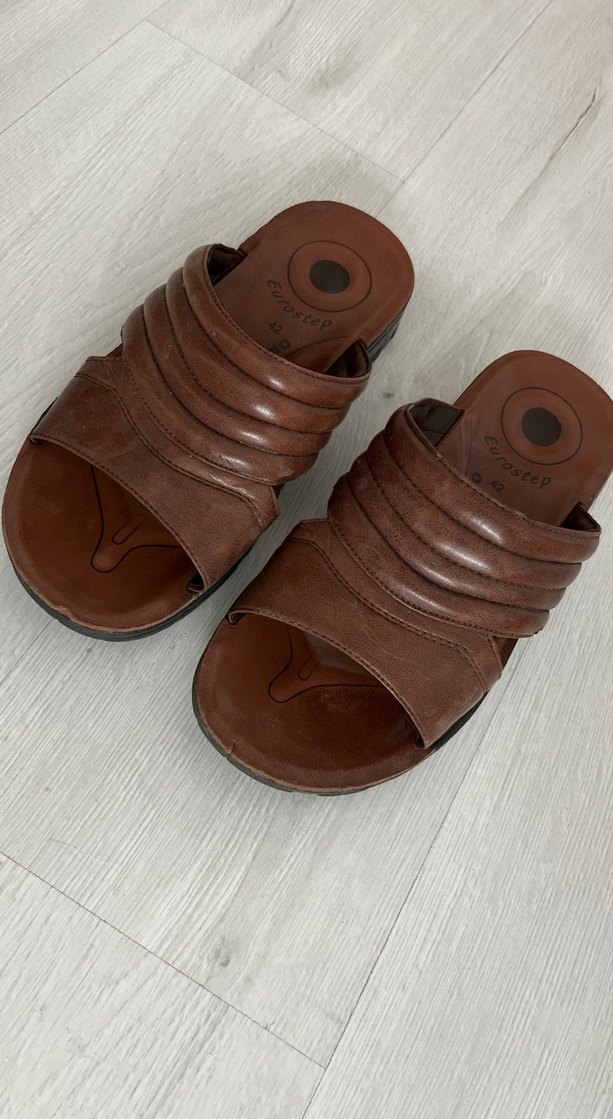 Kahverengi Tokalı Erkek Terlik - Görsel 2