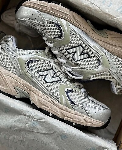 New balance spor ayakkabı