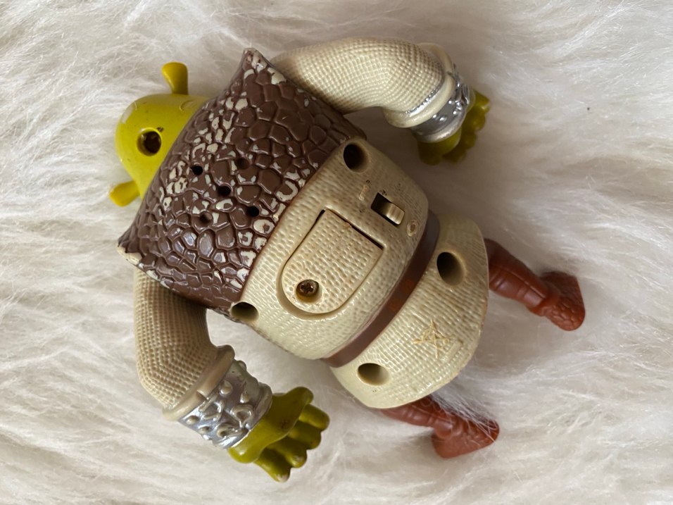 Kahverengi ve Gri Shrek Aksiyon Figürü - Görsel 2