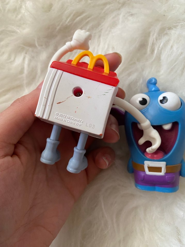 Renkli Mavi Aksiyon Figürleri - Görsel 2