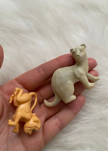 Pastel Tonlarda Camel Renkli Aksiyon Figürleri - Görsel 2