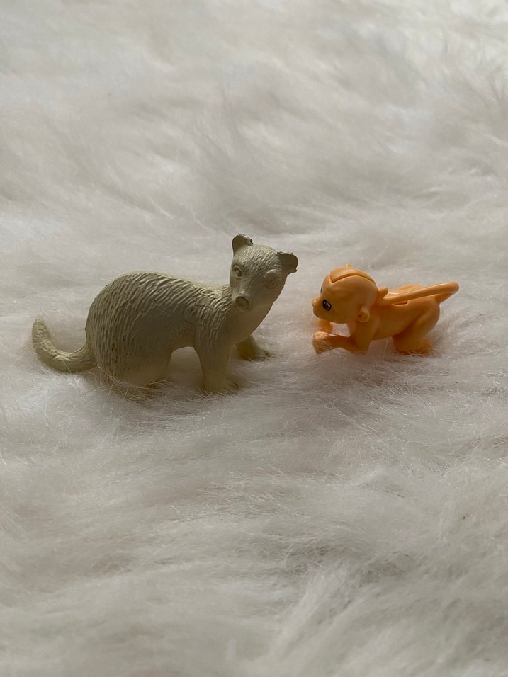 Pastel Tonlarda Camel Renkli Aksiyon Figürleri - Görsel 3