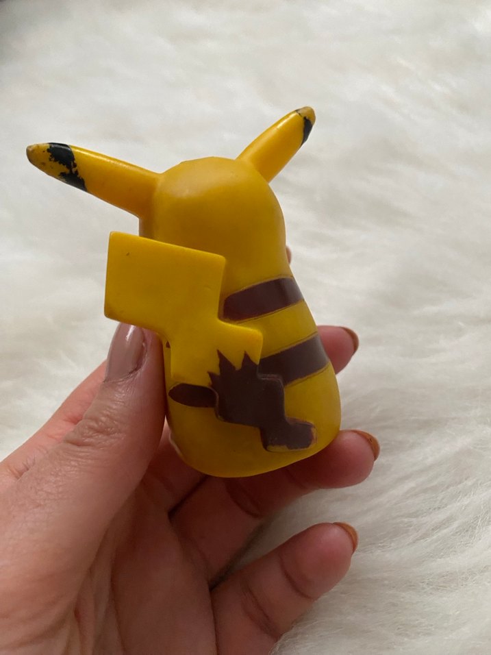 Sarı Pikachu Aksiyon Figürü - Görsel 3