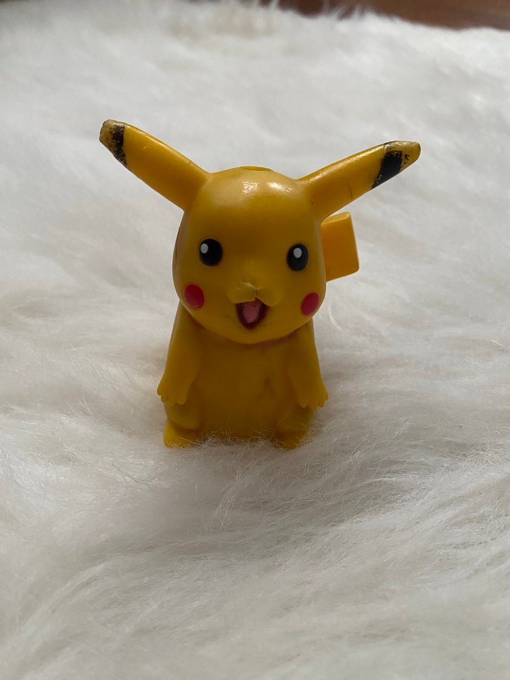 Sarı Pikachu Aksiyon Figürü - Görsel 2