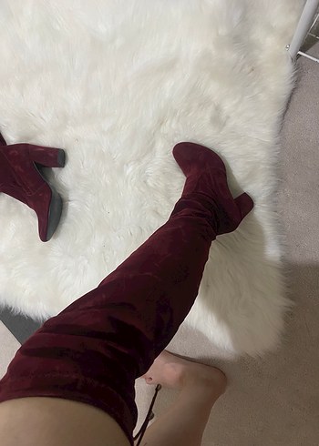 Stradivarius Bordo Süet Tüylü Dizüstü Kadın Bot