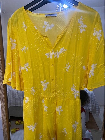LC Waikiki Sarı elbise