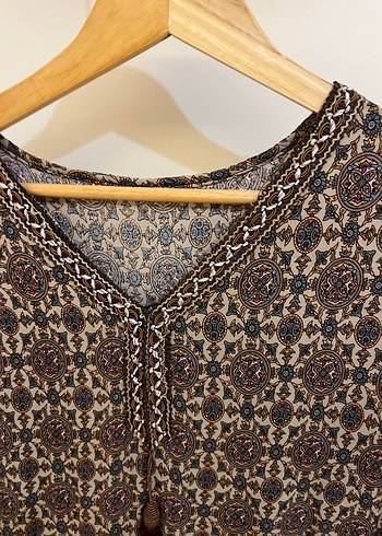 Püsküllü Bohem V Yaka Uzun Elbise - Görsel 4