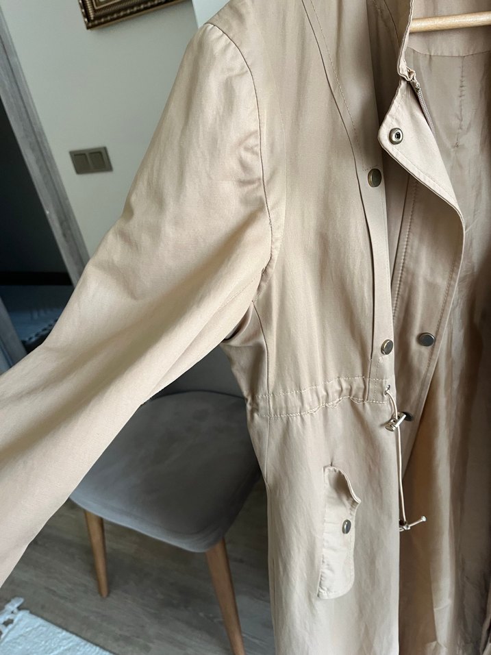 Düğmeli Bej Kadın Uzun Trençkot - Görsel 2