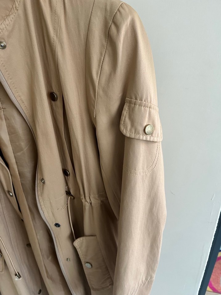 Düğmeli Bej Kadın Uzun Trençkot - Görsel 3