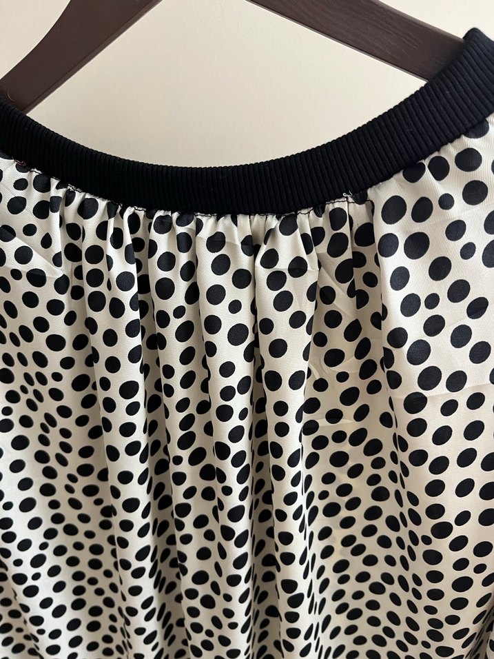 Puantiyeli  ribana yaka spor şık bluz - Görsel 5