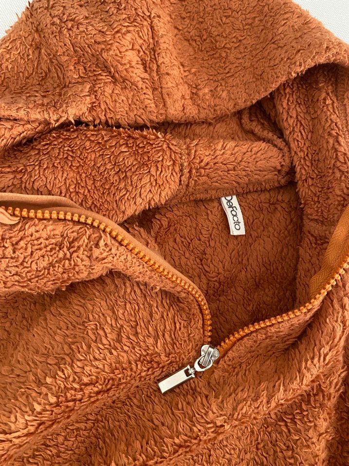 Kahverengi Kapüşonlu Peluş Panço - Görsel 2