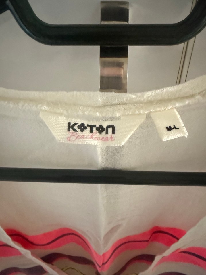 V Yaka Renkli Desenli plaj elbisesi - Görsel 3