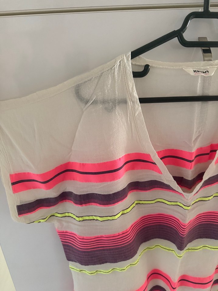 V Yaka Renkli Desenli plaj elbisesi - Görsel 2