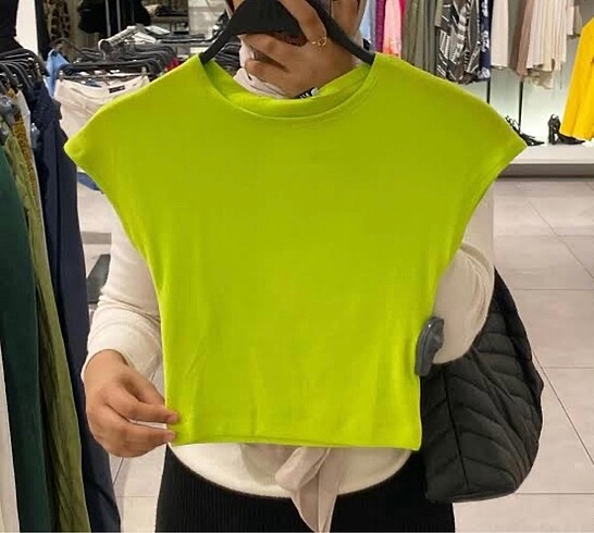 Zara crop tisort