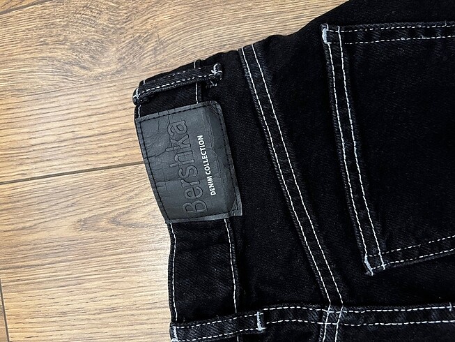 xs Beden siyah Renk BERSHKA PANTALIN