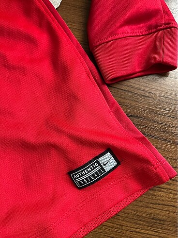 Orjinal Nike erkek çocuk performans ürünü - Görsel 8