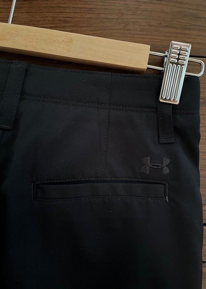 Under armour erkek çocuk şort - Görsel 3