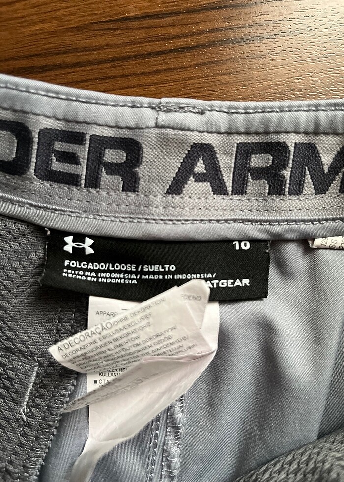 Under armour gri 10 yaş erkek çocuk şort - Görsel 5