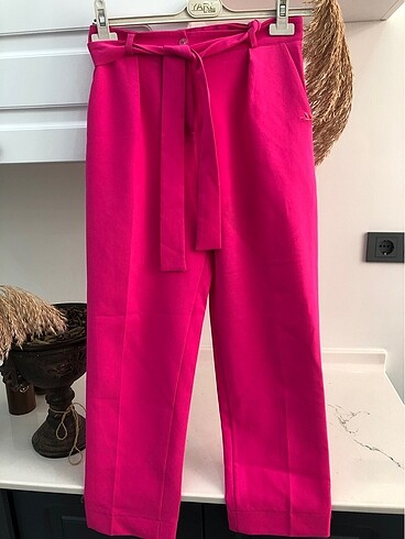 Pembe Pantolon