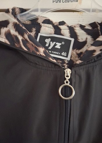 Leopar Detaylı Siyah Uzun Kadın trençkot - Görsel 2