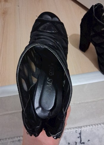 Kemerli Siyah Yılan Desenli Kadın Topuklu Ayakkabı - Görsel 4