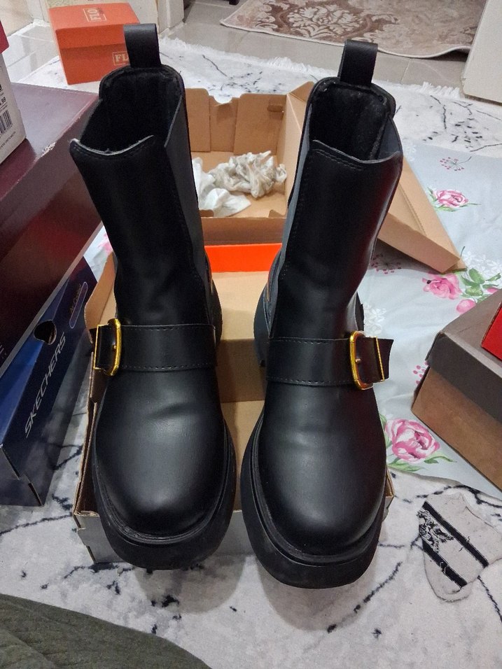 Kadın Bot - Görsel 4