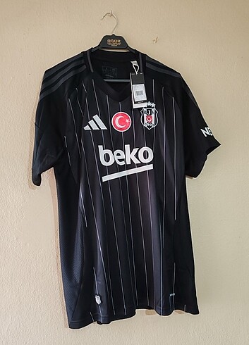 Beşiktaş Yeni Sezon Orijinal Siyah Forma 